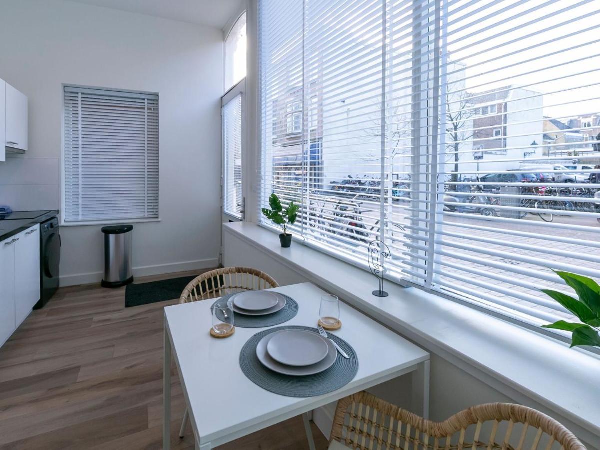 Modern Apartment In Den Haag Near Seabeach Eksteriør billede